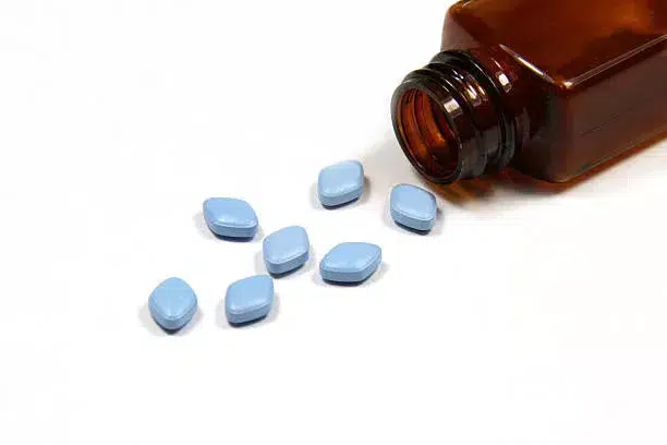 威而鋼怎麼吃效果最好？醫師公開正確服用時間、劑量與注意事項